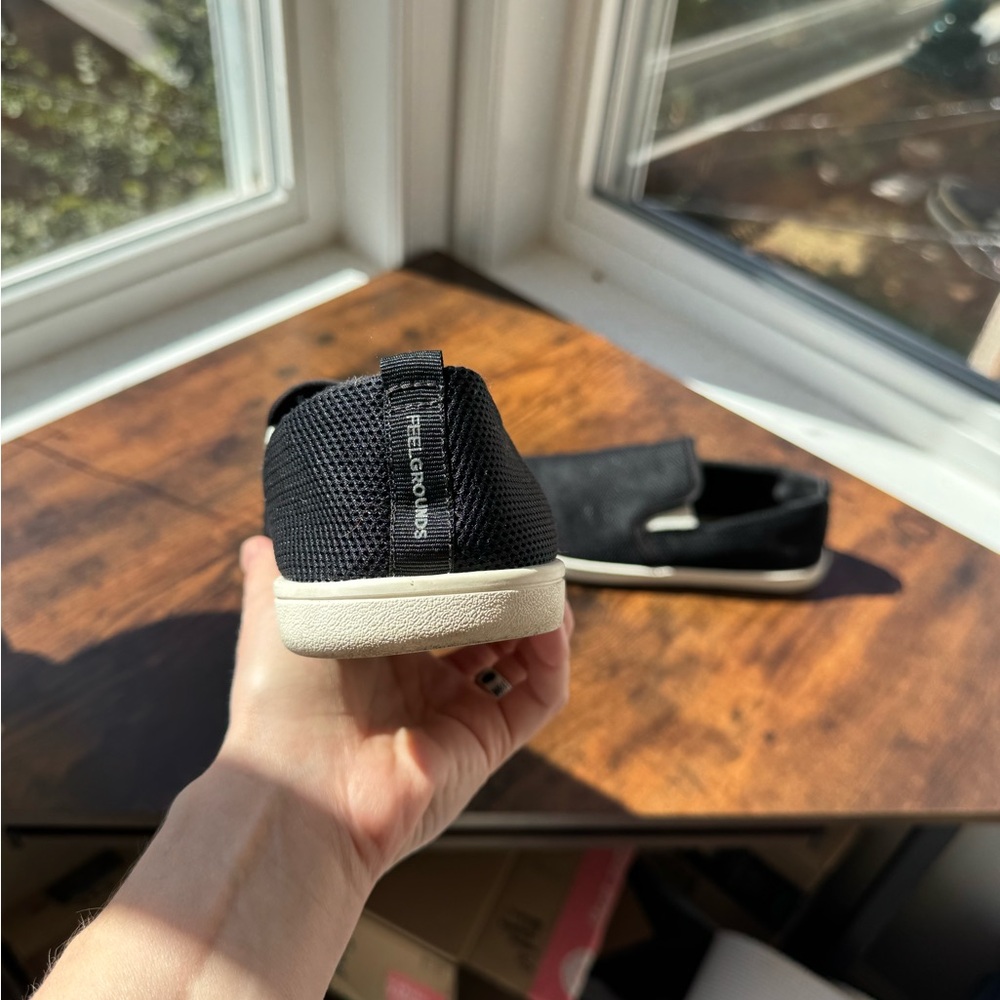 Feel Grounds Minimalist Black Slip-On Sneakers - Picture 4 of 4